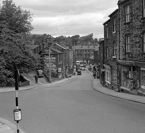April 1967: Morley Bottoms shortly before the buildings on Dawson Hill (left) were demolished