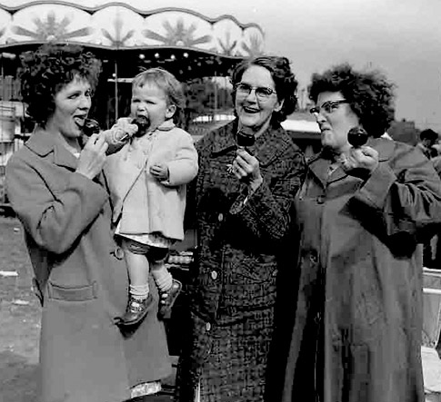 August 1963: Toffee apples at Morley feast.